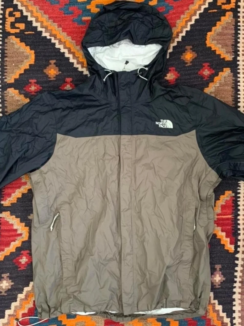 The North Face Men's L Two-Tone Hooded Windbreaker Jacket - Black & Tan